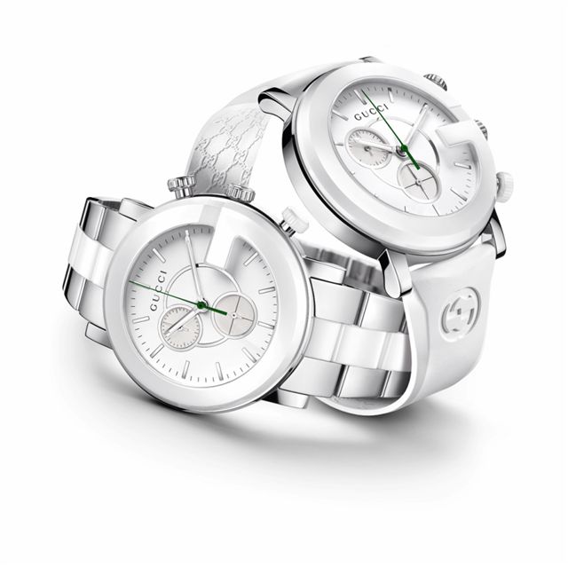 Gucci tem relógio em cerâmica branca