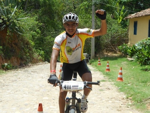 Aço Cearense patrocina Gilberto Silva, líder do Raking Nacional de Mountain Bike