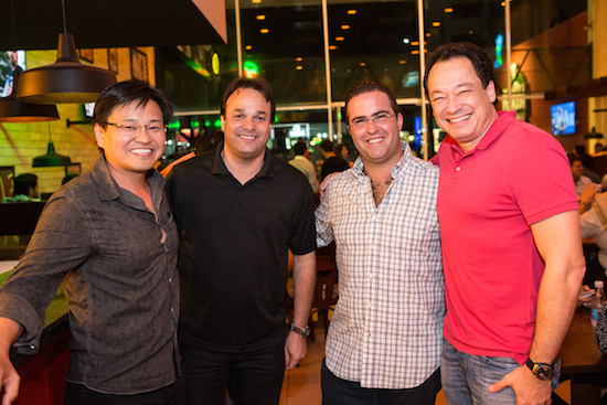 Gonçalo Loureiro comemora birthday na Cervejaria Devassa Aldeota