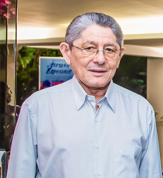 José Batista de Lima lanca novo livro de contos na Universidade de Fortaleza