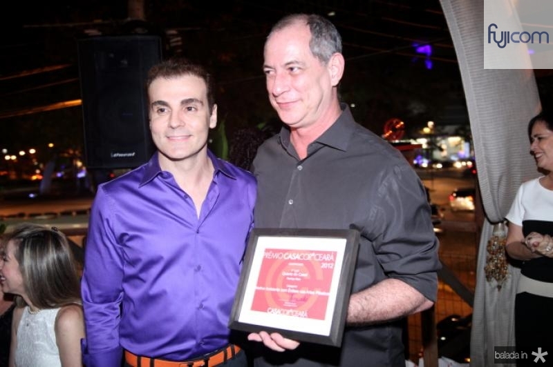 Rodrigo Maia brinda com arquitetos o sucesso da Casa Cor