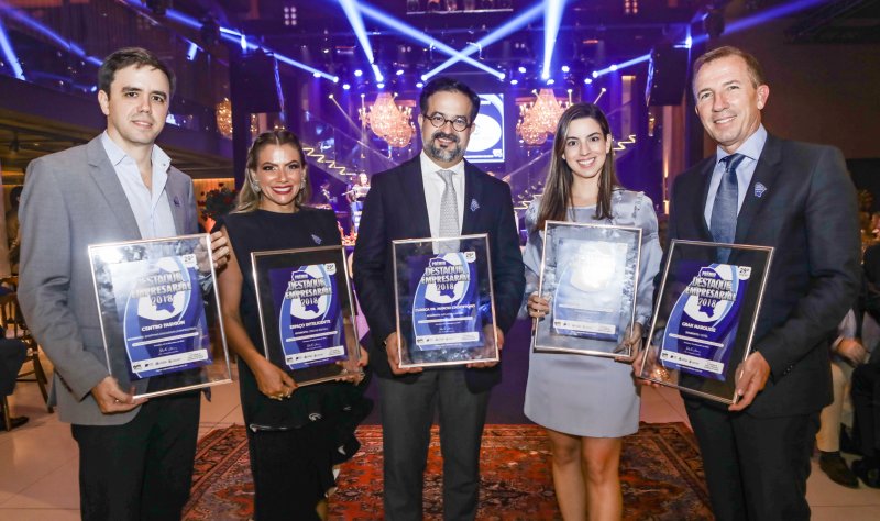 Roberto Farias comanda mais uma vez a entrega Troféu Destaque Empresarial da PPE Eventos