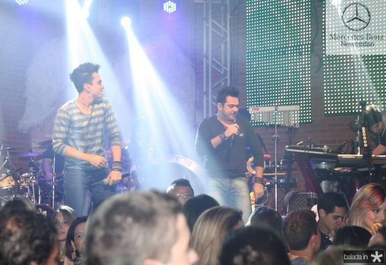 Luís Marcelo e Gabriel agitam Natal na Pink Elephant