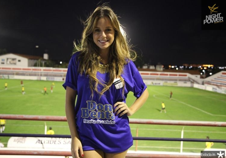 Dia de festa para Fernanda Levy!