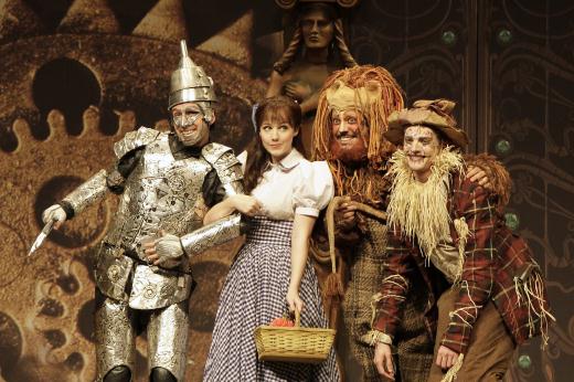 ‘O Mágico de Oz’ estreia no Teatro Alfa