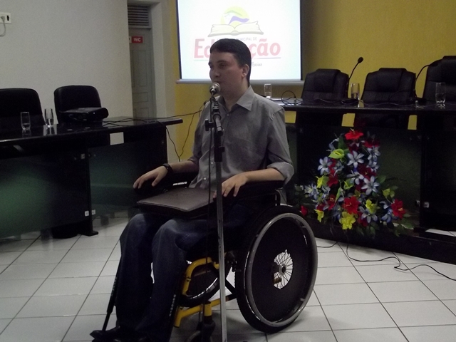 O exemplo de superação de Márcio Vaz virou livro