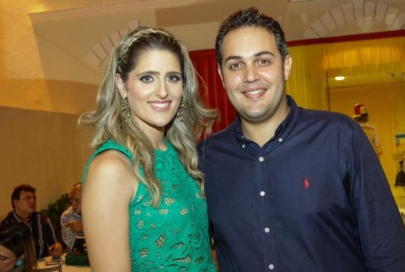 Rebeca e Bruno Bastos já têm destino para o feriadão