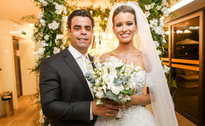 Hotel Gran Marquise serve de cenário para a troca de alianças de Fernanda Albuquerque e Tasso Pacheco