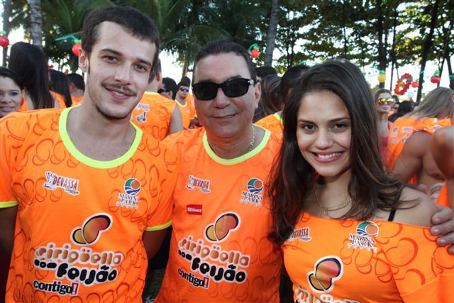 Feijoada do Siriguela regada de famosos