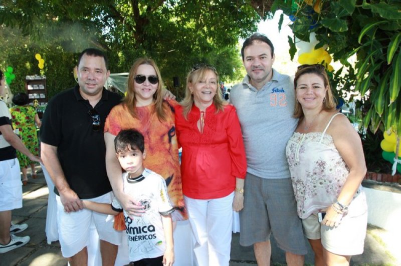 Duduca e Dulce Fujita festejaram os 7 anos do herdeiro Edmar Neto