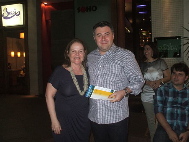 Candela em premiação do Núcleo de Decoração