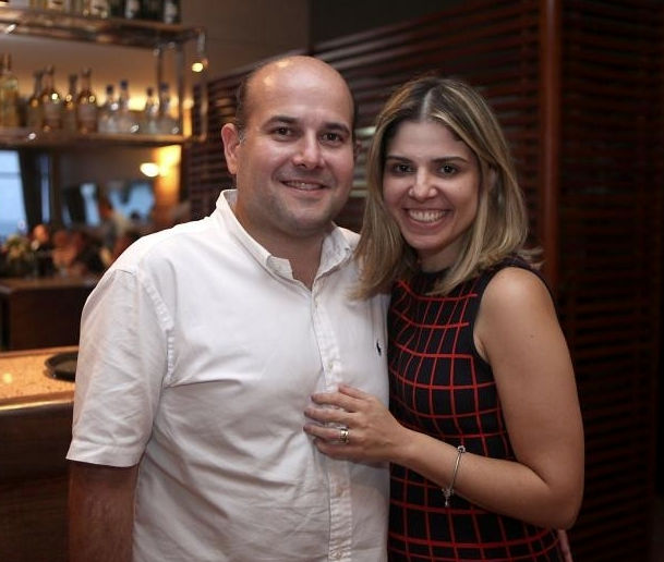 Bacanas se espalham pelas mesas do D’Abelle Bistrô