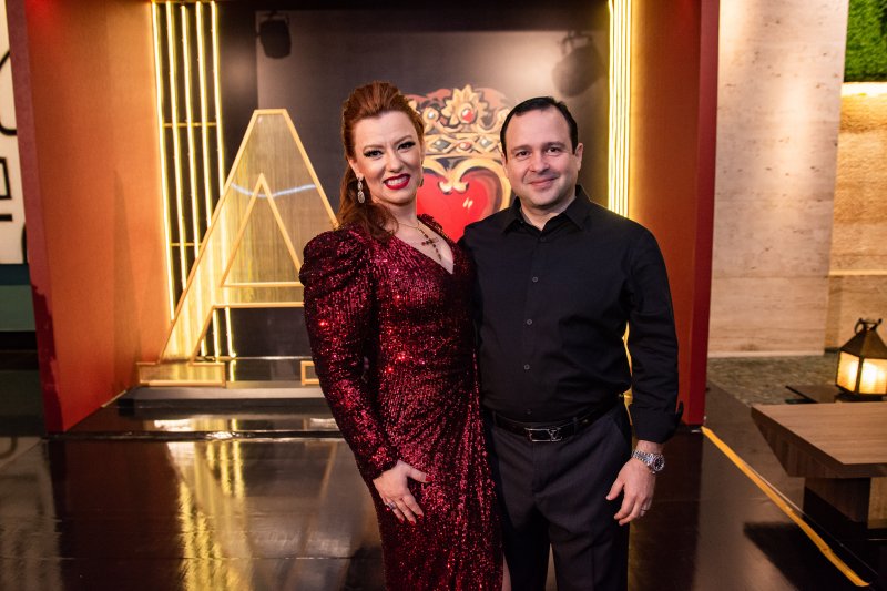 Glam Night - Luxo, requinte e alto astral marcam a estreia de Aline Félix Barroso nas quatro décadas