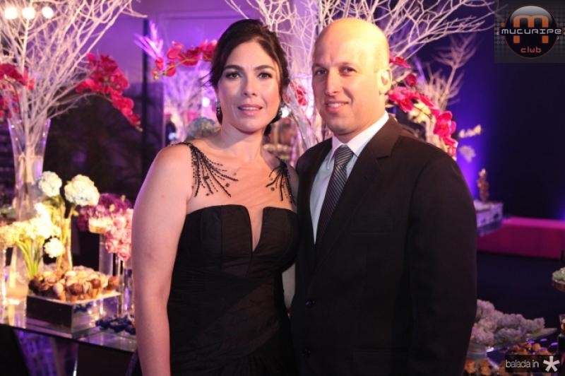 Izabela Fiúza e Lucas Baptista em nova moradia