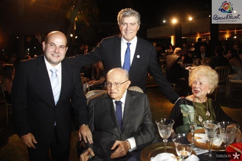 Tradição e elegância dão a tônica da festa de 75 Anos do Grupo J.Macêdo