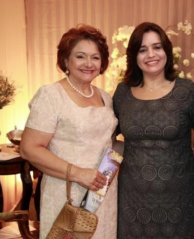 Bárbara e Lia Freire inauguram a Caramelo Bakery