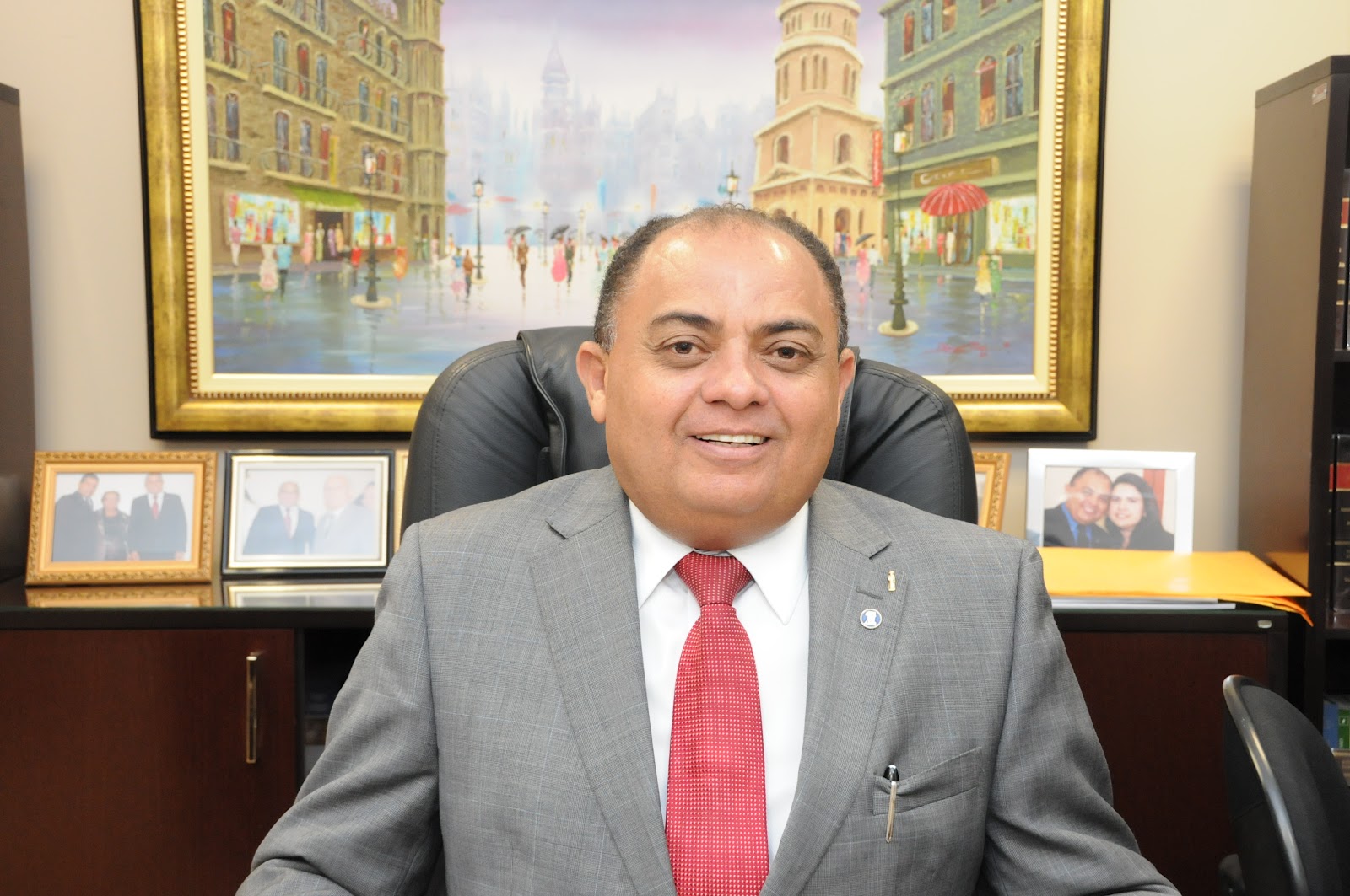 Troféu Sereia de Ouro: Teodoro Silva Santos é um dos homenageados