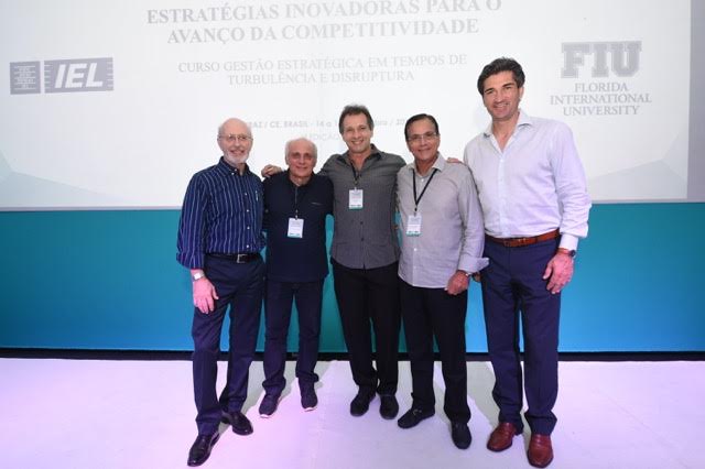 Beto Studart reúne empresários no Hotel Dom Pedro Laguna