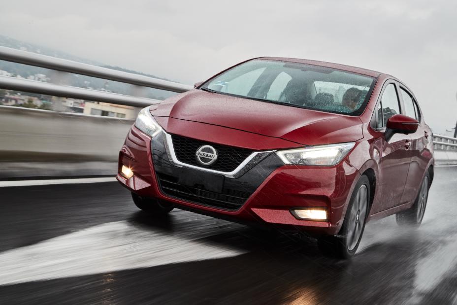 Novo Nissan Versa já aponta e foi confirmado no Salão de Tóquio que virá ao Brasil em 2020