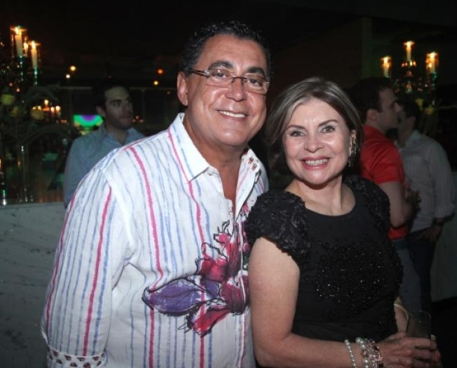 Adroaldo Tapetes realiza II Bazar Solidário na Extrema Jaguar Land Rover