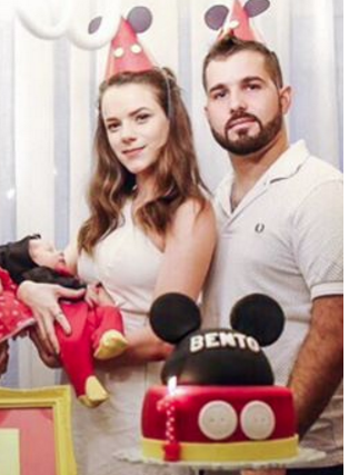 Paula e Felipe Rocha armam festinha em torno de Bento