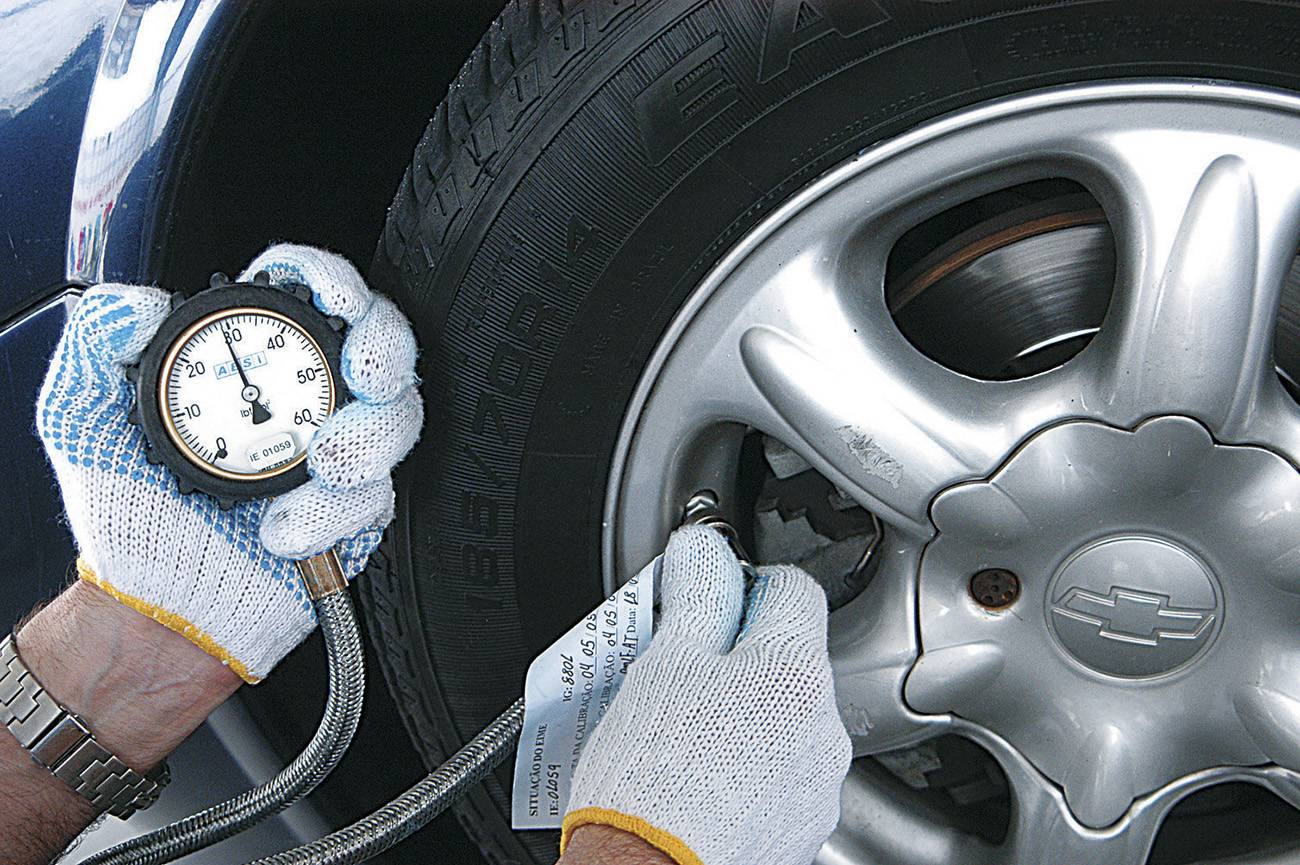 Vendo o tanque de combustível chegar rápido na reserva? Veja dicas para otimizar o consumo