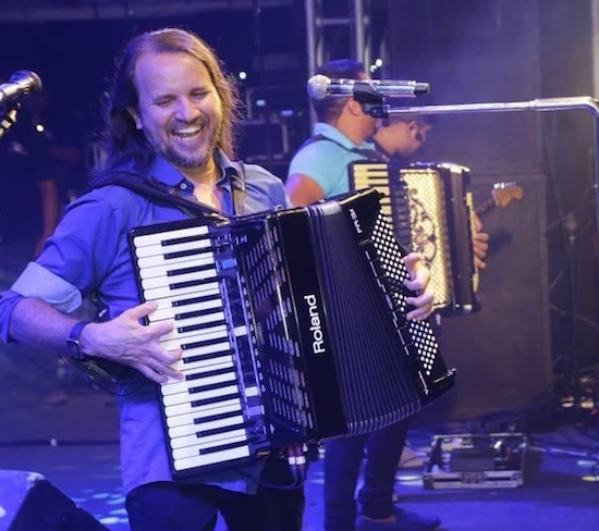 Dorgival Dantas agita final de semana no Bloquinho no Bosque