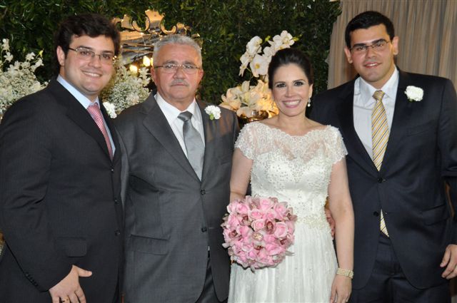 O casamento de Fabíola Cals e Alcimor Rocha Jr.