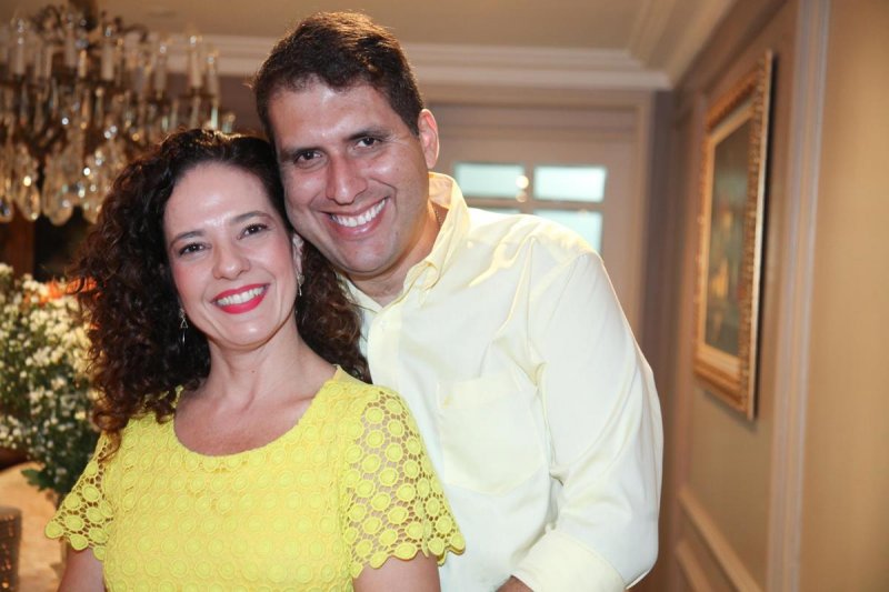 João Jorge Cavalcante troca de idade e comemora a data rodeado de amigos