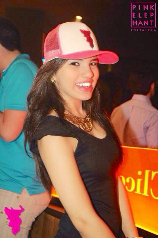 Marina Araripe comemora aniversário na Pink Elephant