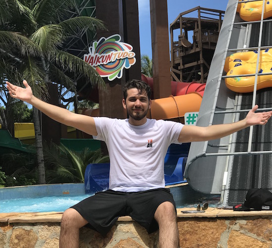 Gustavo Mioto curte manhã no Beach Park