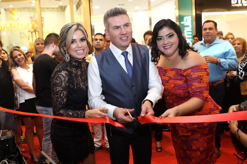 Quer saber a receita do coquetel de inauguração da Jorge Bischoff ?