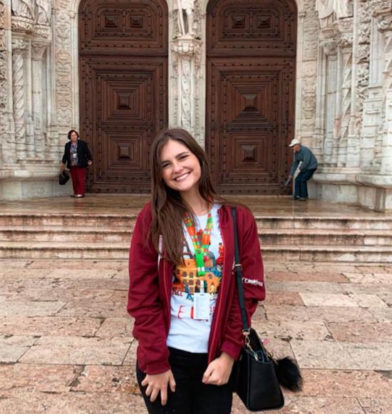 Gabriela Dias Branco da Escóssia curte a temporada de férias pela Europa