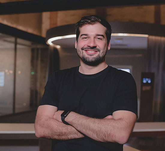 Sócio e co-fundador da Rappi Brasil, Bruno Nardon ministra palestra no BS Design