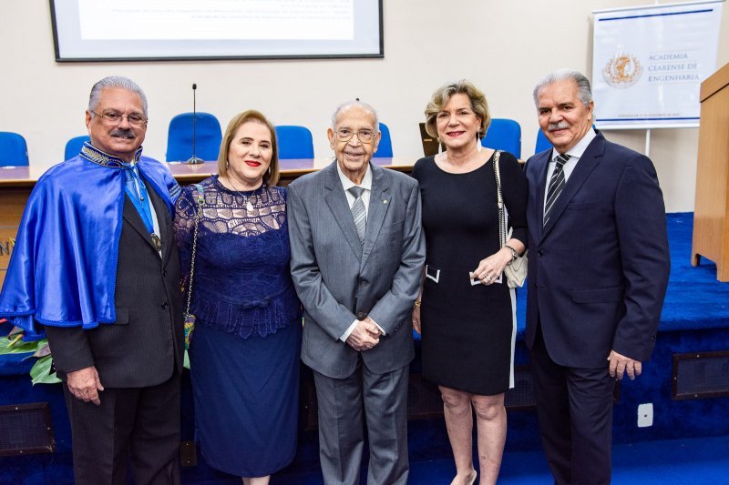 Homenagem  - Pio Rodrigues Neto toma posse como membro da Academia Cearense de Engenharia