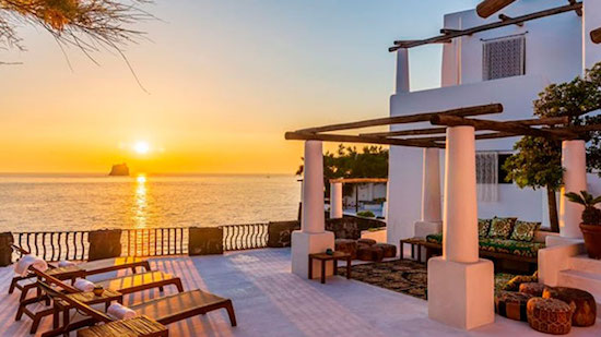 Domenico Dolce e Stefano Gabbana colocam à venda sua villa na Sicília