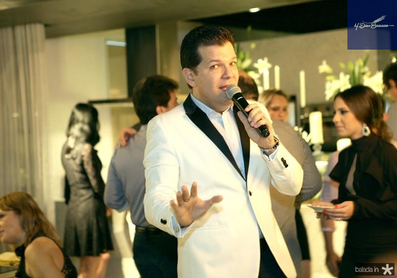 Gustavo Serpa define repertório e entra no ritmo das festas de fim de ano!