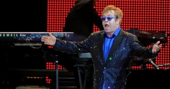 Tudo pronto para o show de Elton John!