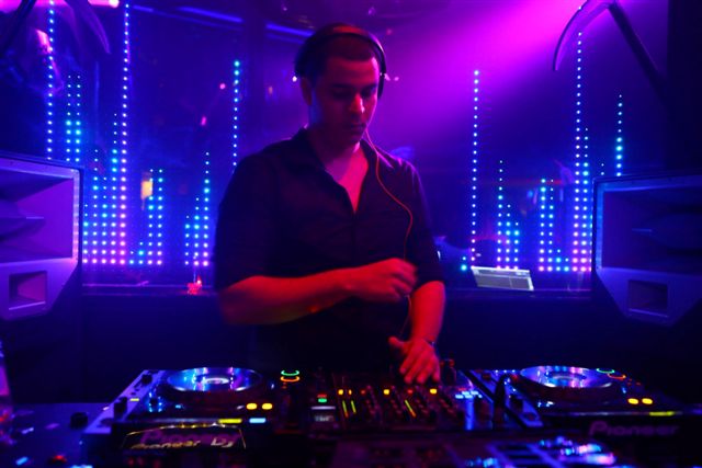 Dj Rodrigo Kost agita o Kaballah Circus Festival