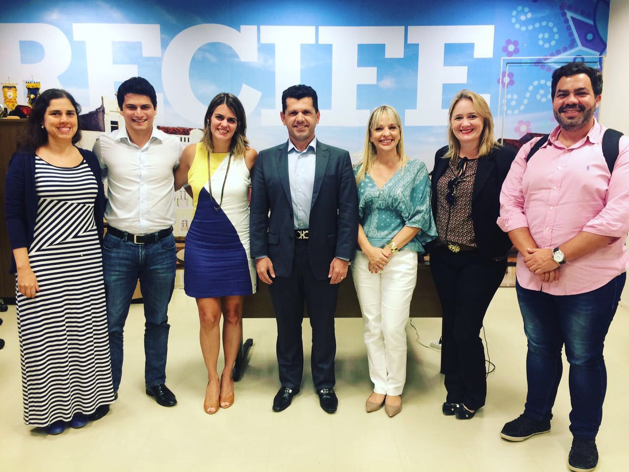 Comitiva da Prefeitura de Fortaleza participa de reunião com secretária de Turismo de Recife