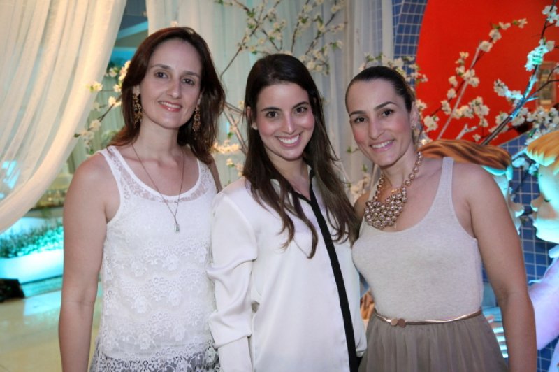 Surpreenda reuniu a turma antenada no mundo das festas infantis, no Plus Buffet