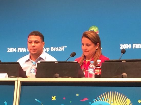 Patrícia Macêdo participa de balanço do FIFA Fan Fest, no Rio