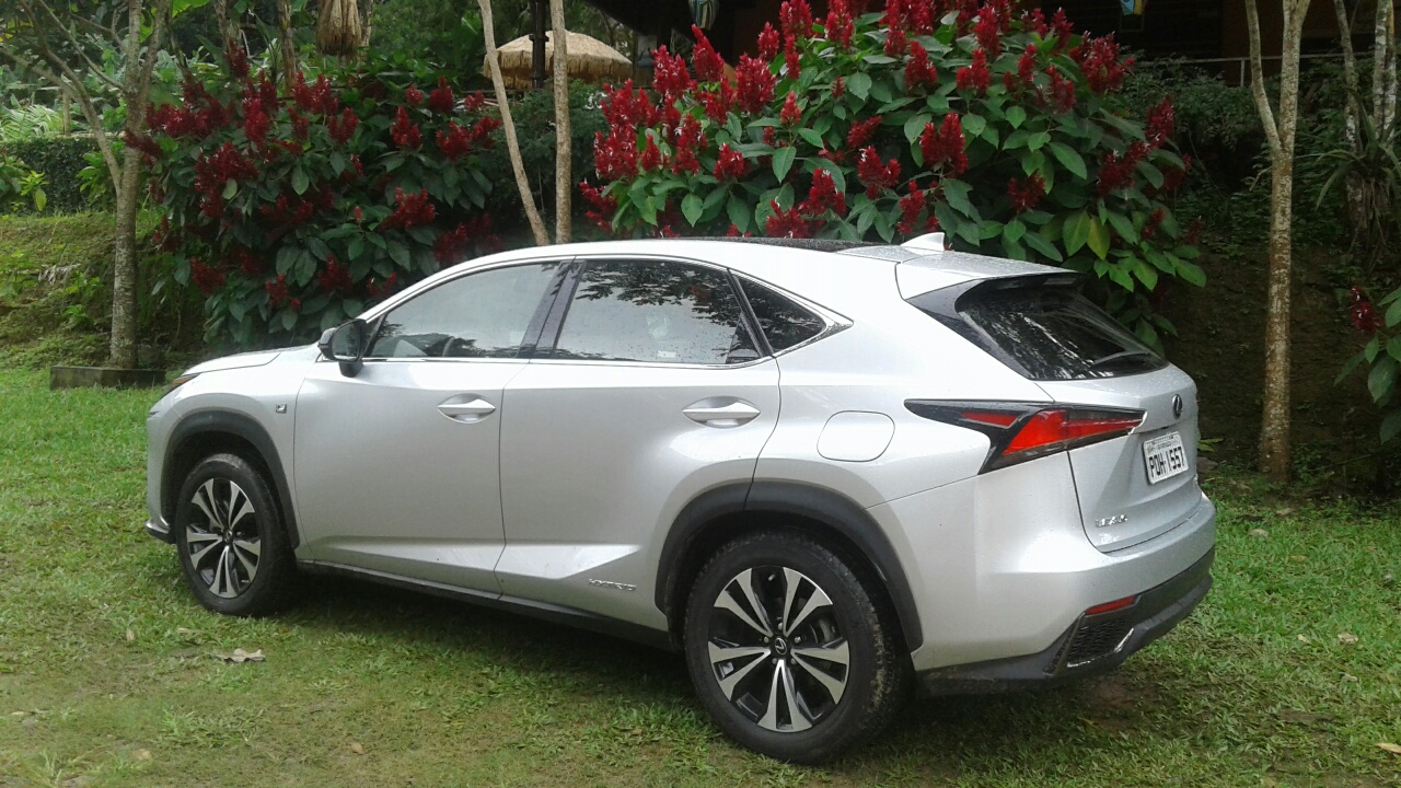 Lexus NX 300 híbrido: o que era ótimo, ficou excelente!