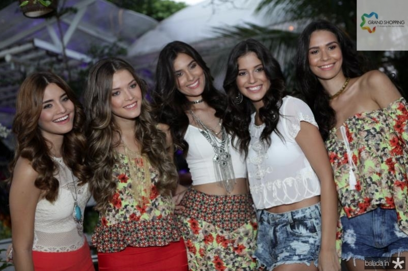 DJ Ferris soltou um set fervido e botou todo mundo pra dançar na 'Showtime Paradise'