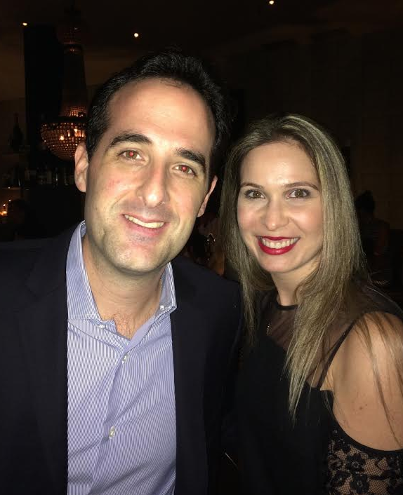 Fabia Simões e Leonardo Carneiro trocam alianças em Cascais