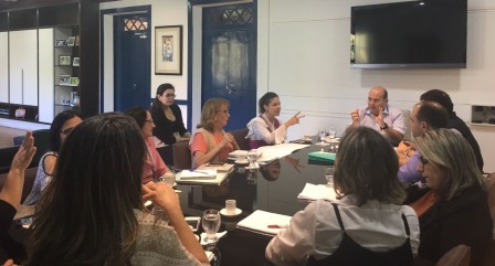 Está faltando linha em branco na agenda de Roberto Cláudio