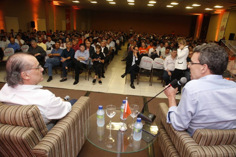 Geraldo Luciano recebe Gustavo Franco em evento promovido pelo Partido Novo