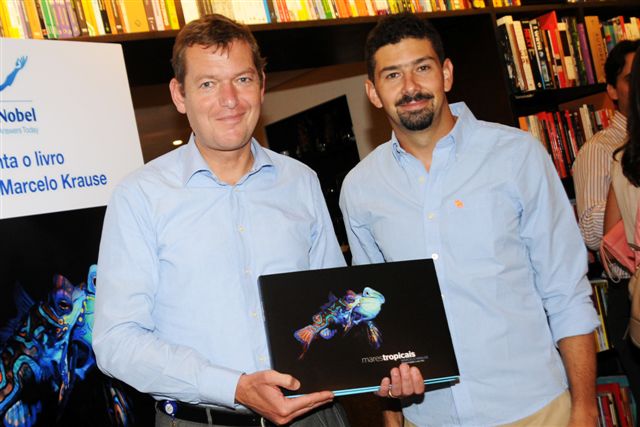 Marcelo Krause lança livro Mares Tropicais com o apoio da AkzoNobel