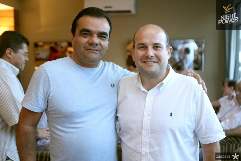 Roberto Cláudio visita escolas no primeiro dia letivo do ano