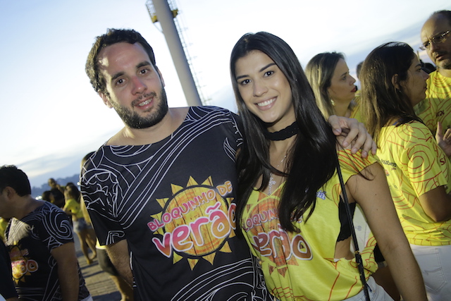 Pré-Carnaval agita Fortaleza